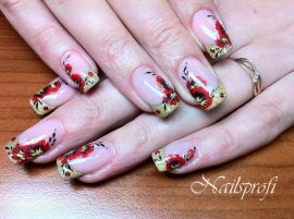 Изображения цветков на ногтях