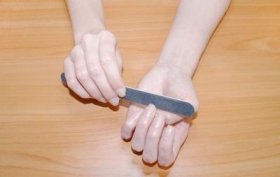 Придаем форму ногтю